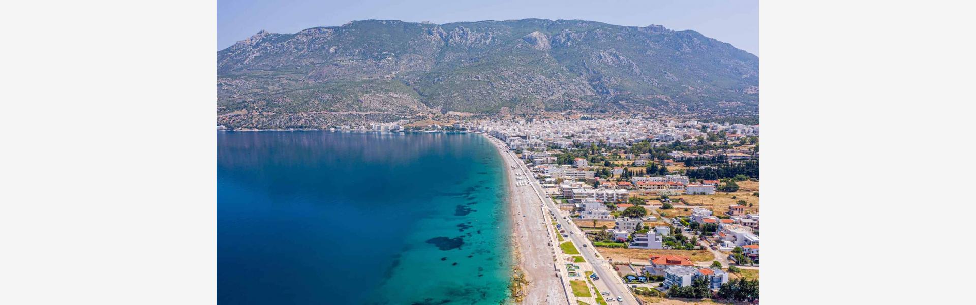 Παραλία Λουτράκι Παραλία στο Λουτράκι