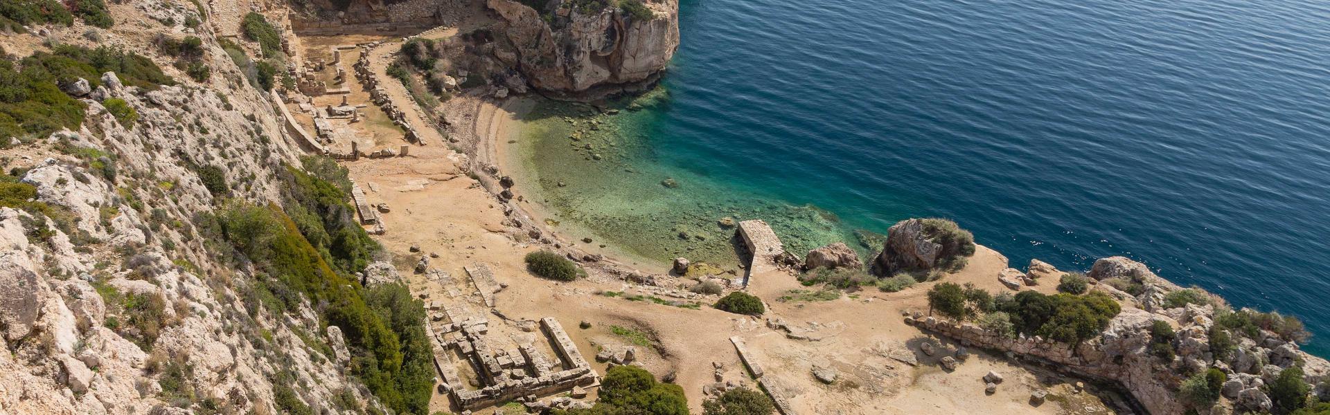 Discover places in Loutraki Discover in Loutraki