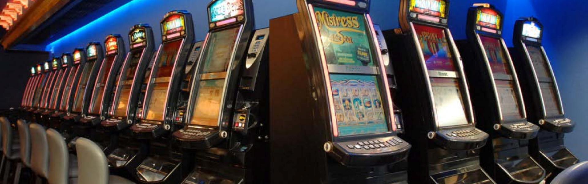 Casino slot machines