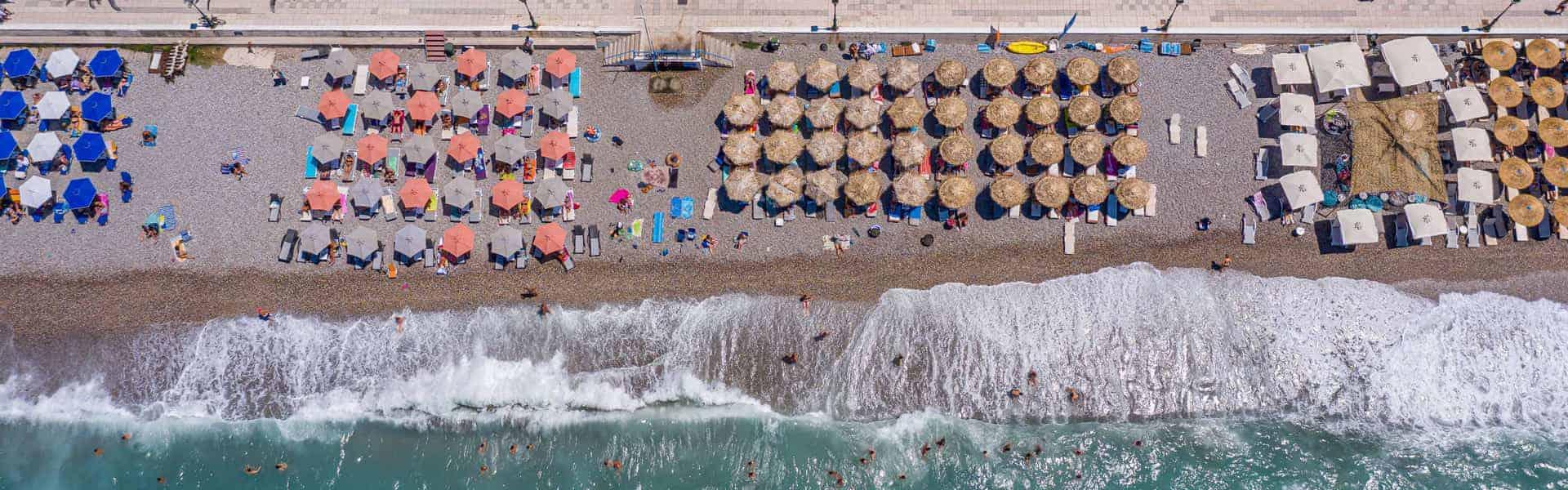 Κεντρική παραλία Λουτρακίου Κεντρική παραλία Λουτρακίου - Πανοραμική