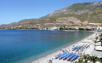 view of the beach of Loutraki